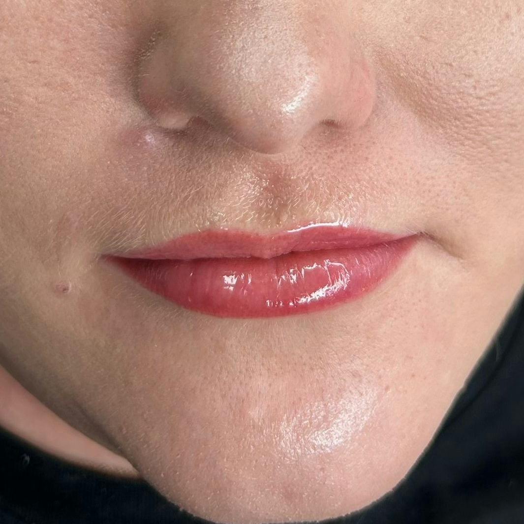 makijaz permanentny ust efekt w krakowie