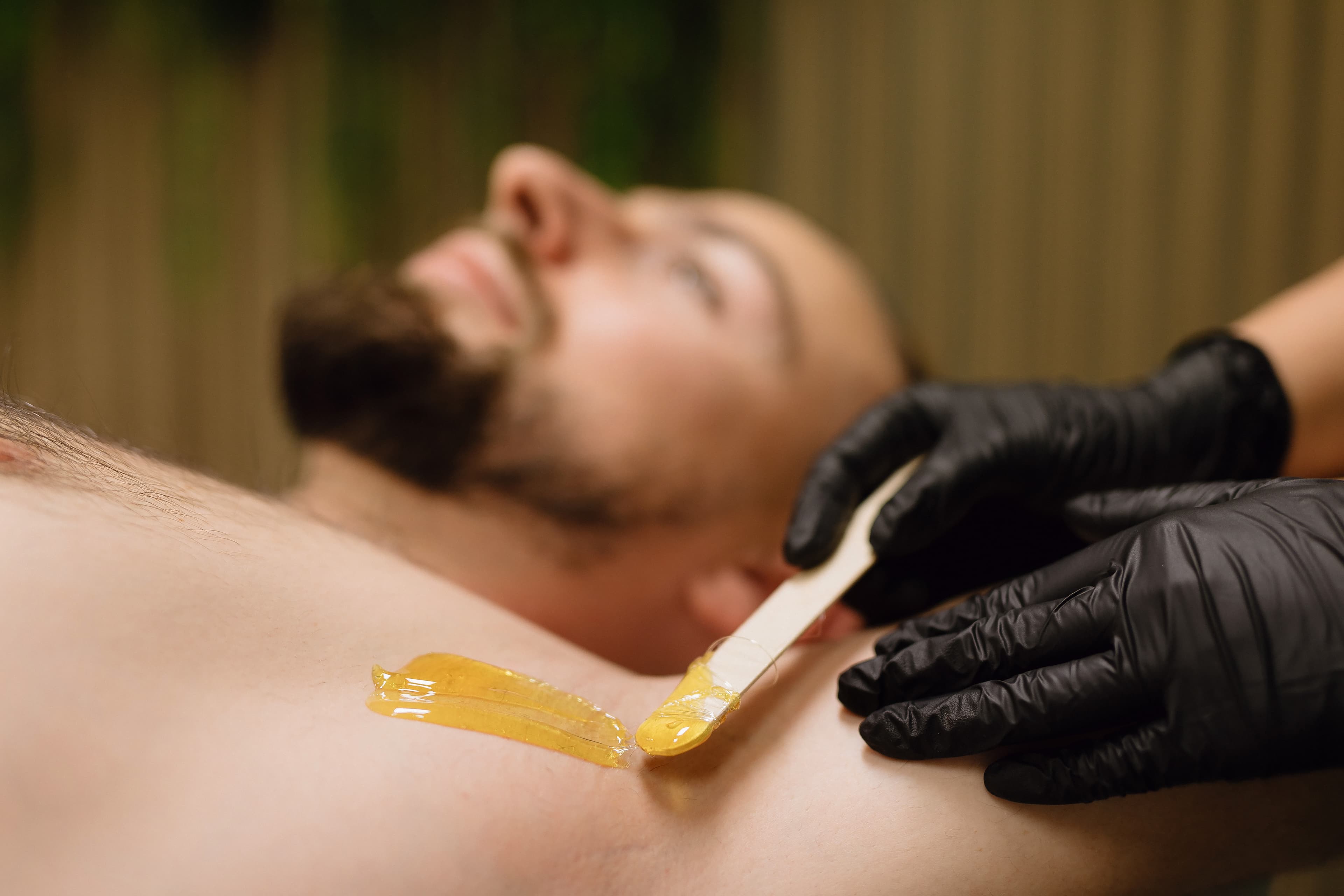 depilacja woskiem w salonie piękności w krakowie