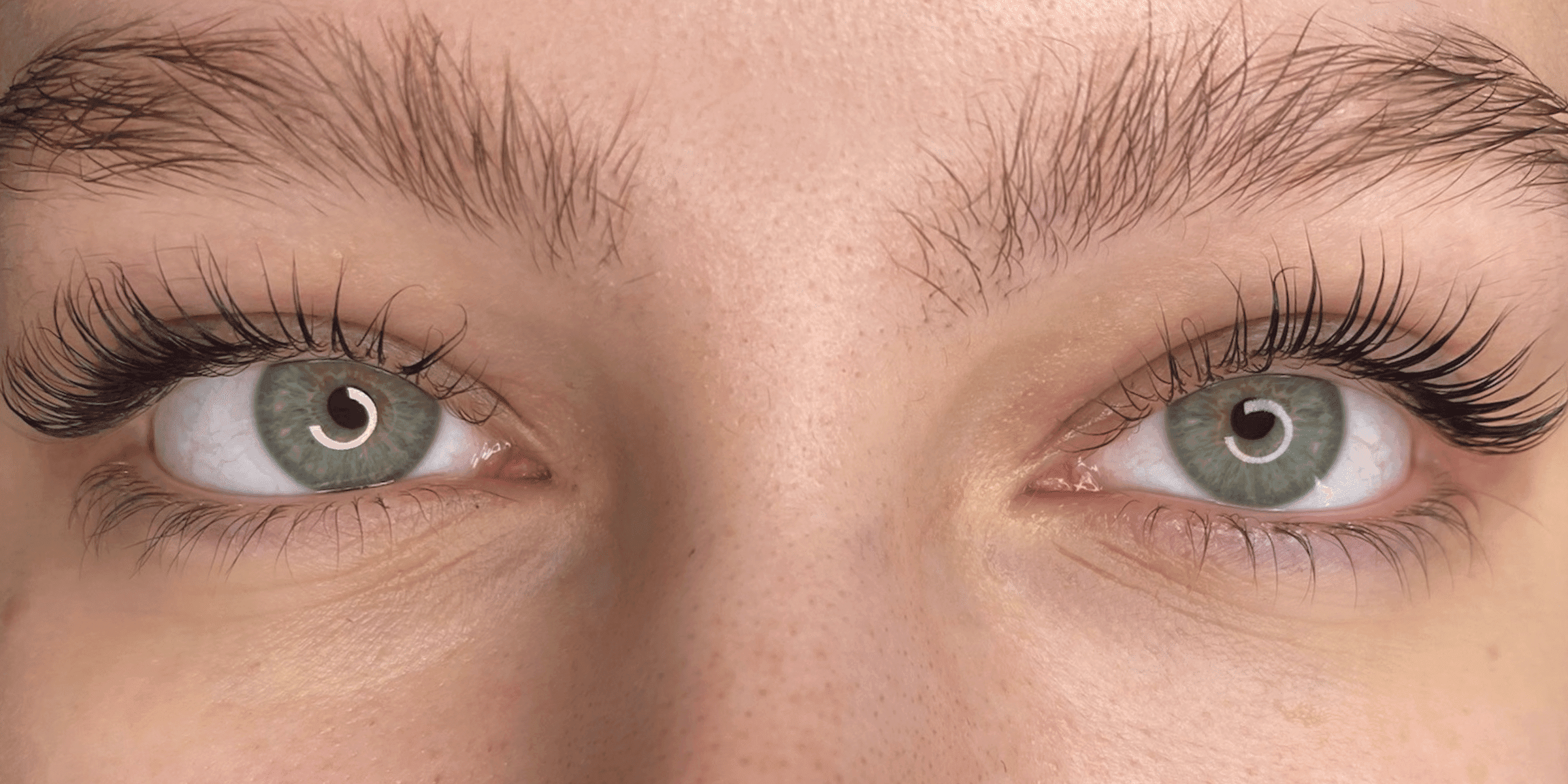 Podkręcone rzęsy po liftingu i laminowaniu rzęs w Health & beauty Kraków