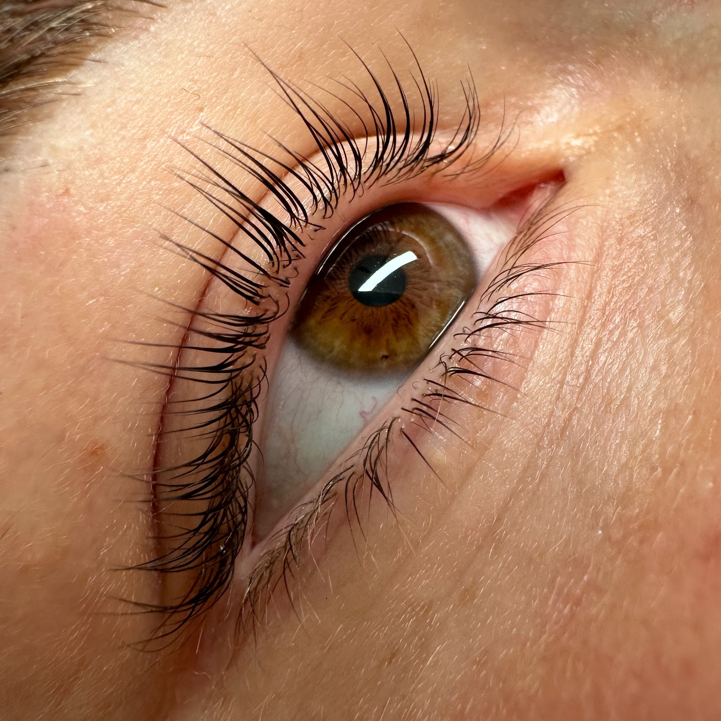 Efekt laminacji rzęs w krakowie