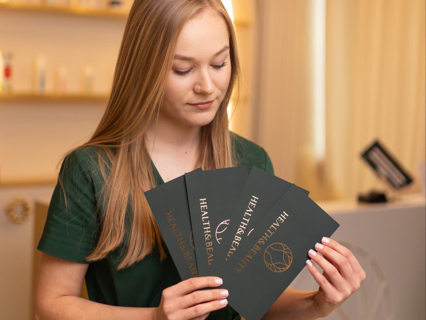 vouchery prezentowe w salonie urody health and beauty - Edited