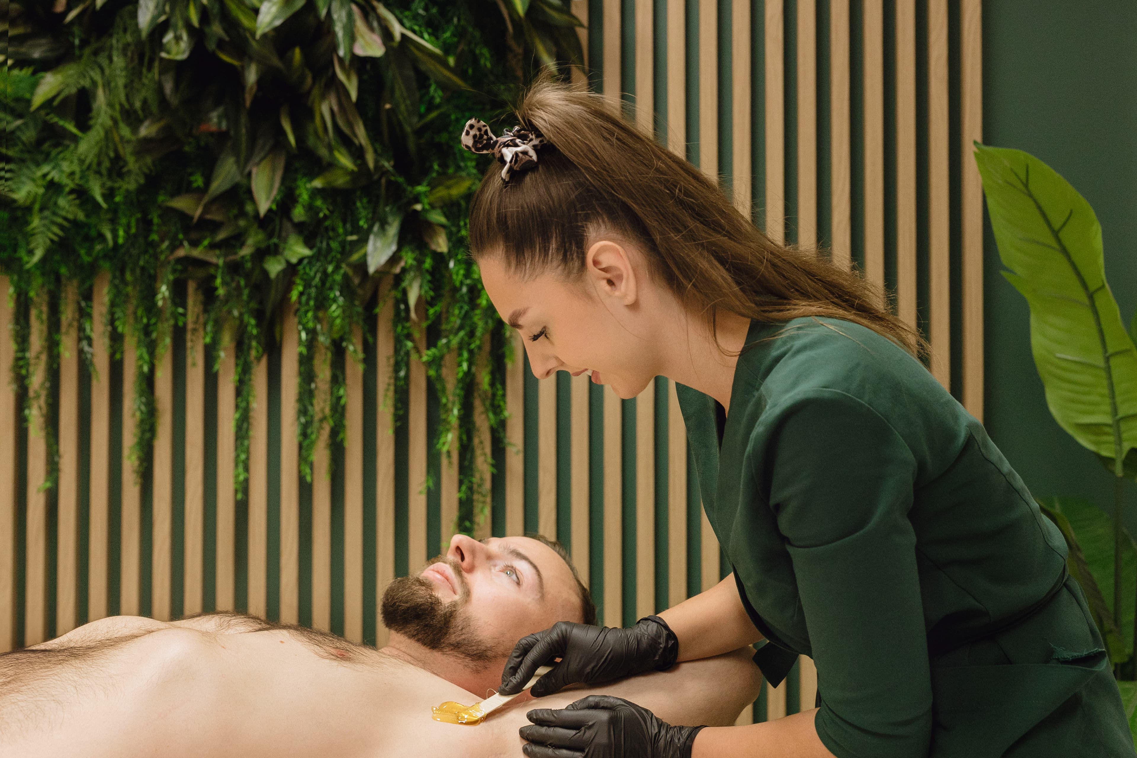 depilacja woskiem w salonie kosmetycznym w krakowie